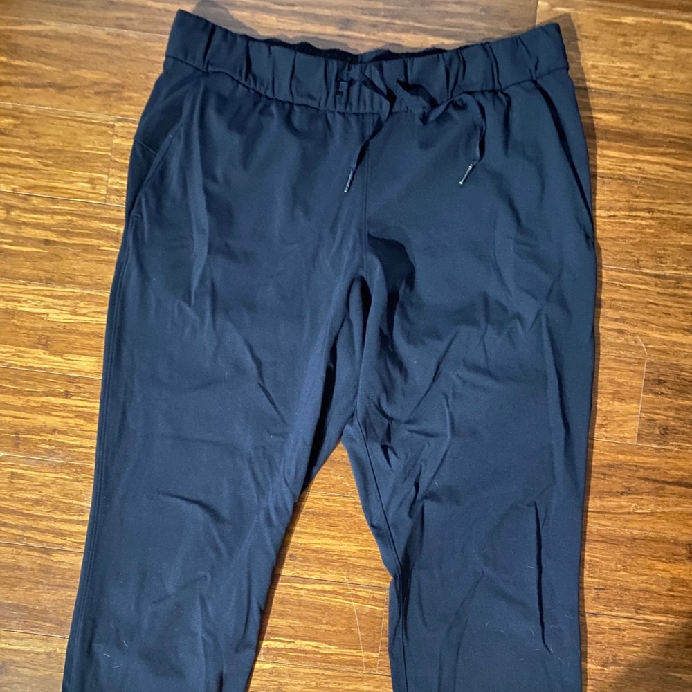 Lululemon On The Fly 7/8 Pant 27